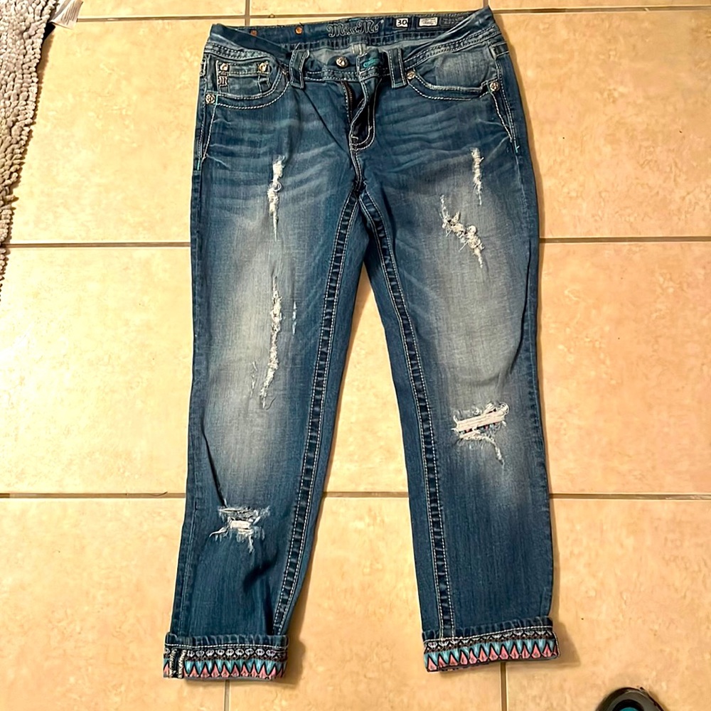 Miss Me Cropped Jeans
